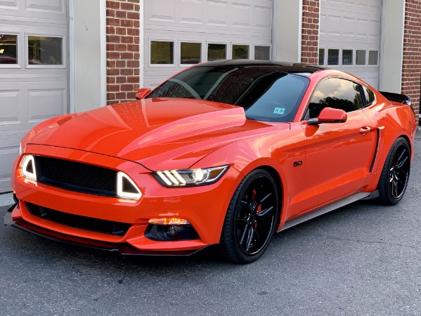 Used-2015-Ford-Mustang-GT-Premium