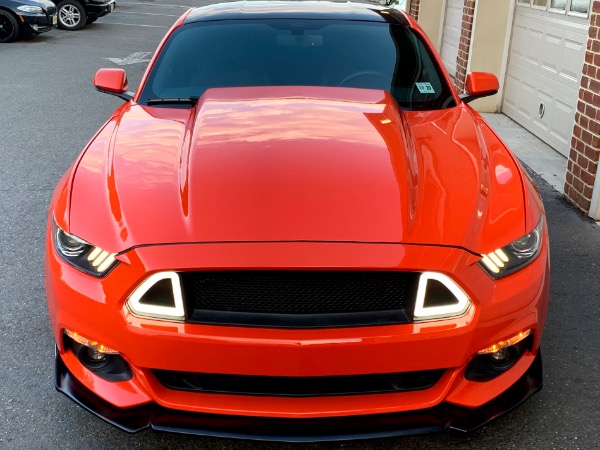 Used-2015-Ford-Mustang-GT-Premium