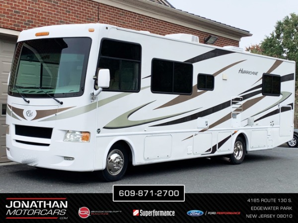 Used-2011-Ford-Thor-Motor-Coach-Hurricane-30Q