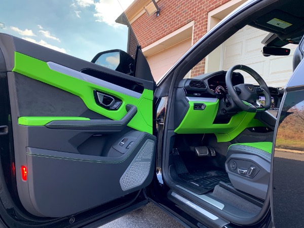 Used-2019-Lamborghini-Urus