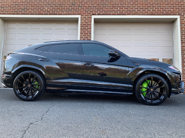 Used-2019-Lamborghini-Urus