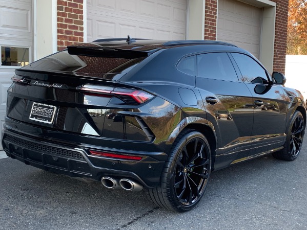 Used-2019-Lamborghini-Urus