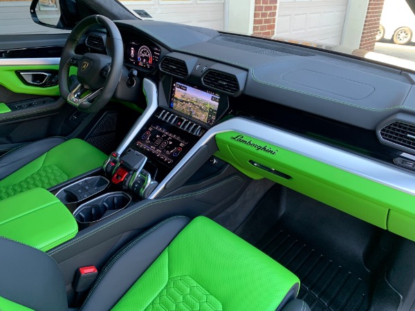 Used-2019-Lamborghini-Urus