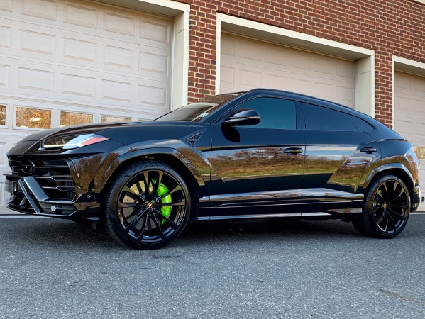 Used-2019-Lamborghini-Urus