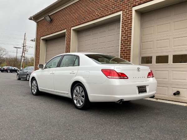 Used-2006-Toyota-Avalon-XLS