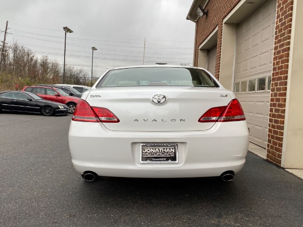 Used-2006-Toyota-Avalon-XLS