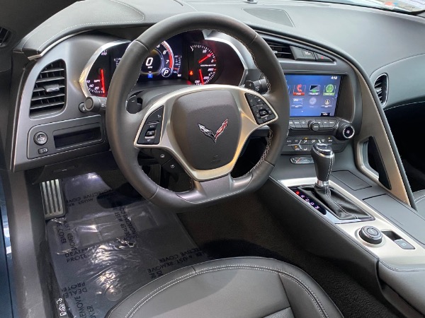 Used-2019-Chevrolet-Corvette-Stingray