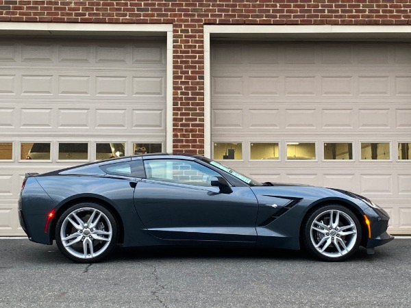 Used-2019-Chevrolet-Corvette-Stingray