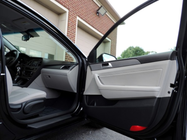 Used-2015-Hyundai-Sonata-SE