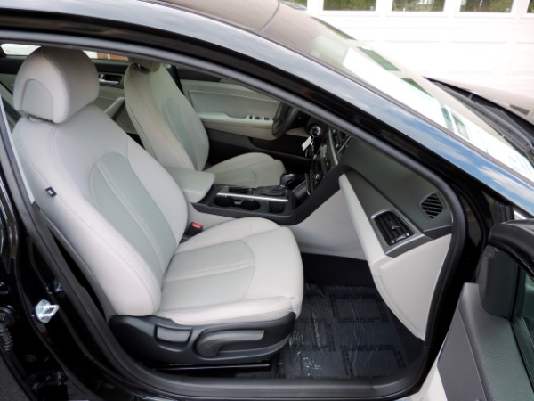 Used-2015-Hyundai-Sonata-SE