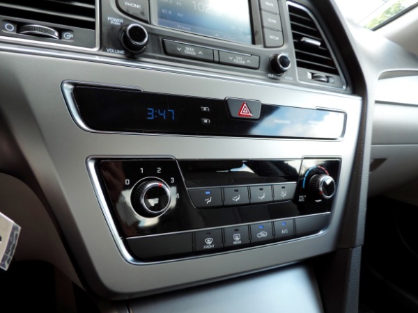 Used-2015-Hyundai-Sonata-SE