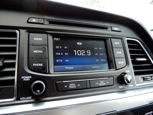 Used-2015-Hyundai-Sonata-SE