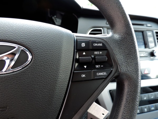 Used-2015-Hyundai-Sonata-SE