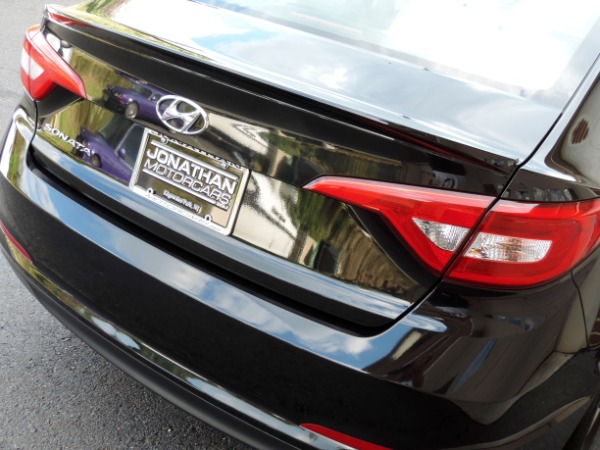 Used-2015-Hyundai-Sonata-SE
