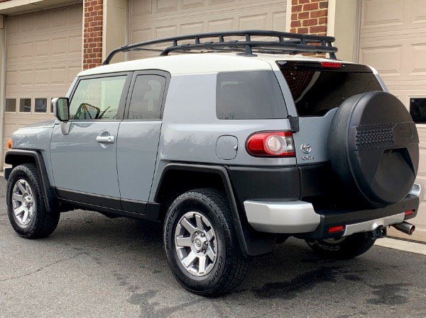 Used-2014-Toyota-FJ-Cruiser