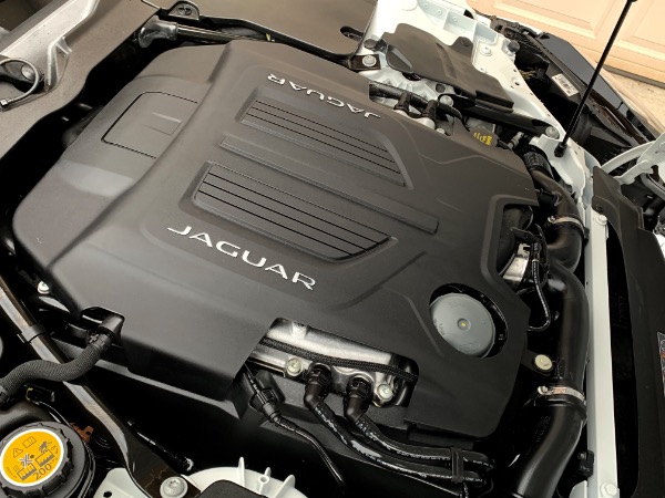 Used-2017-Jaguar-F-TYPE-R