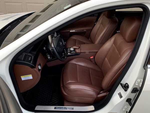 Used-2013-Mercedes-Benz-S-Class-S-550-4MATIC