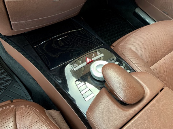 Used-2013-Mercedes-Benz-S-Class-S-550-4MATIC