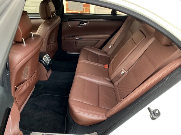 Used-2013-Mercedes-Benz-S-Class-S-550-4MATIC