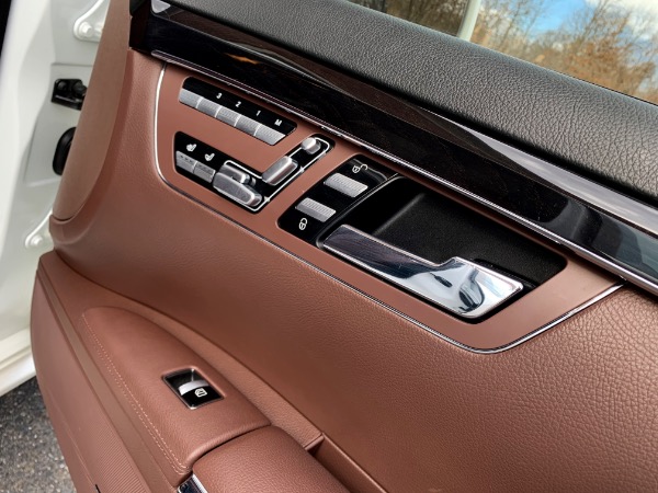 Used-2013-Mercedes-Benz-S-Class-S-550-4MATIC
