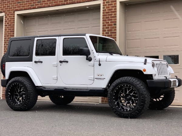 Used-2016-Jeep-Wrangler-Unlimited-Sahara