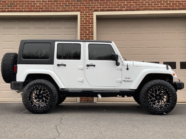 Used-2016-Jeep-Wrangler-Unlimited-Sahara