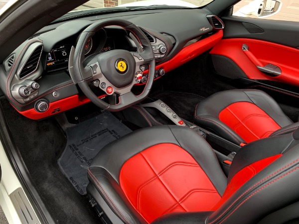 Used-2017-Ferrari-488-Spider