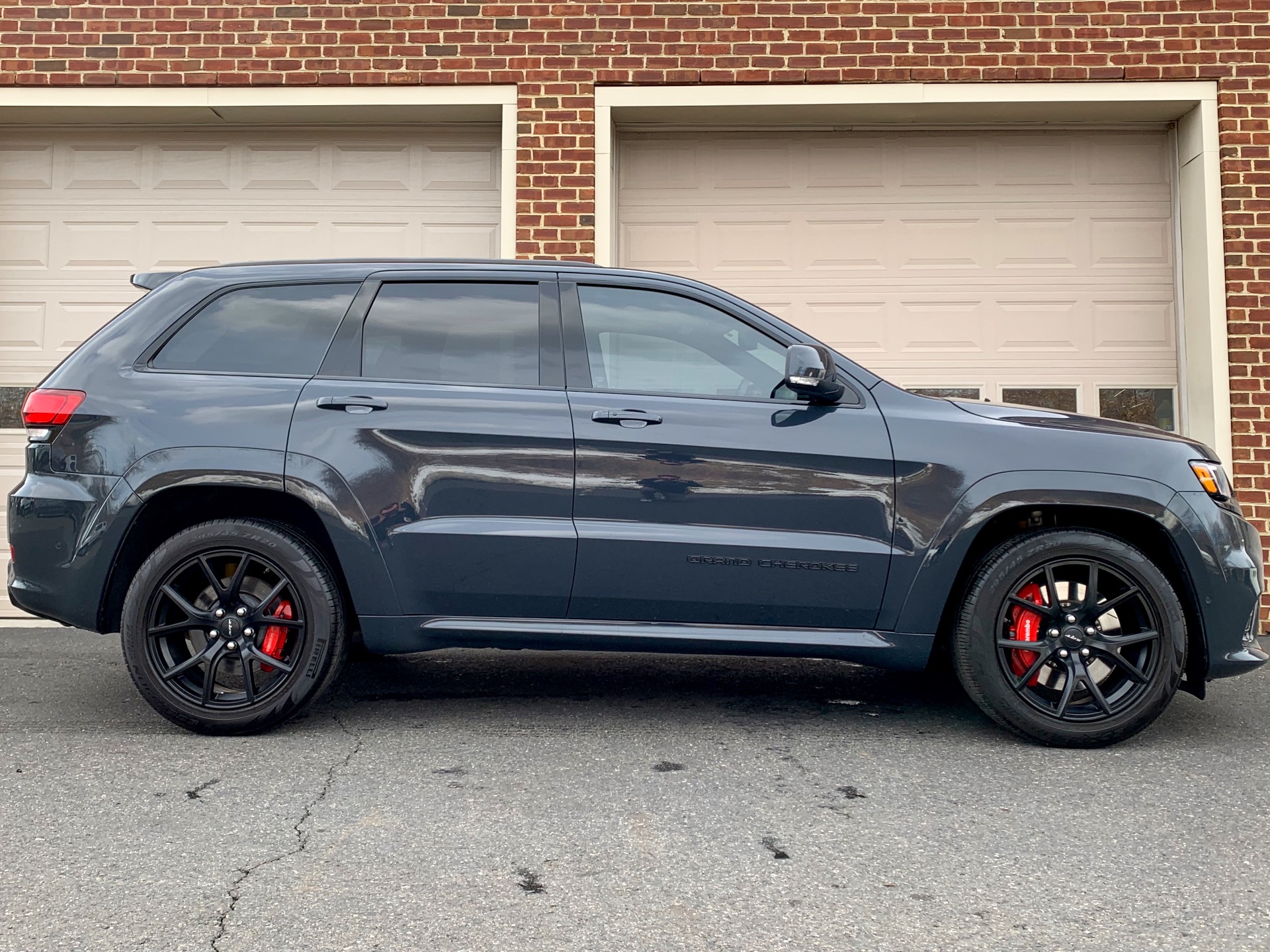 2018 Jeep Grand Cherokee SRT Stock # 431874 for sale near Edgewater 2018 Jeep Grand Cherokee Tow Haul Mode