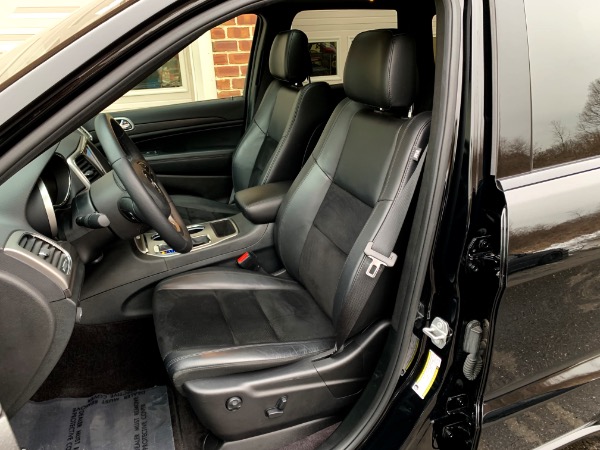 Used-2018-Jeep-Grand-Cherokee-Altitude
