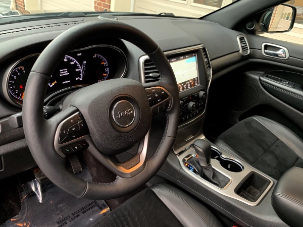 Used-2018-Jeep-Grand-Cherokee-Altitude