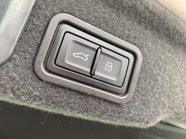 Used-2016-Audi-A8-L-30T-quattro