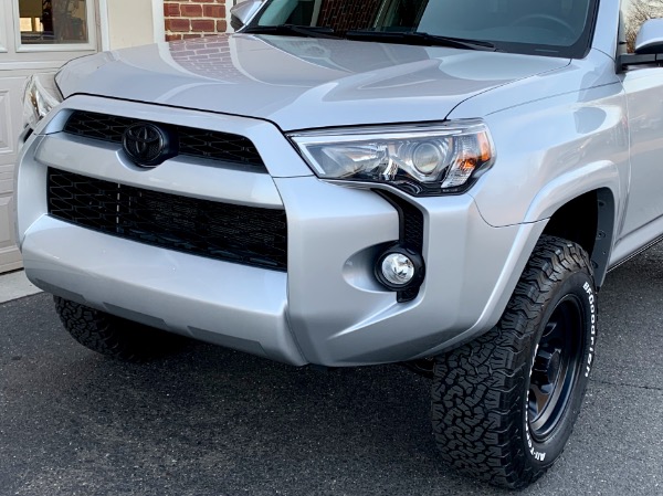 Used-2019-Toyota-4Runner-SR5-Premium