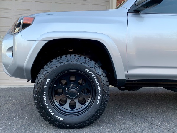 Used-2019-Toyota-4Runner-SR5-Premium