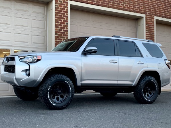 Used-2019-Toyota-4Runner-SR5-Premium