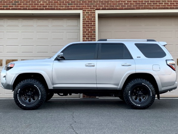 Used-2019-Toyota-4Runner-SR5-Premium