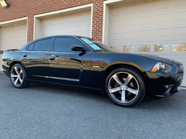 Used-2014-Dodge-Charger-SXT-100th-Anniversary