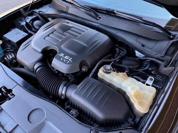 Used-2014-Dodge-Charger-SXT-100th-Anniversary
