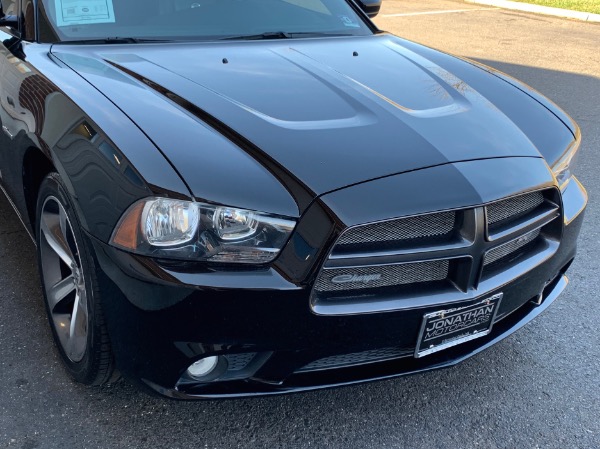 Used-2014-Dodge-Charger-SXT-100th-Anniversary