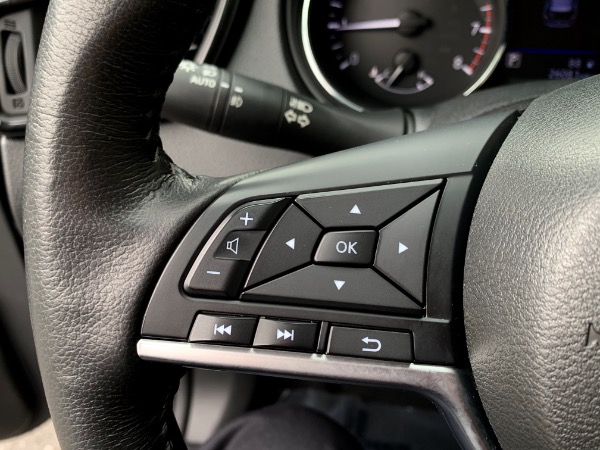 Used-2018-Nissan-Rogue-SV-Midnight