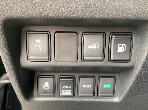 Used-2018-Nissan-Rogue-SV-Midnight