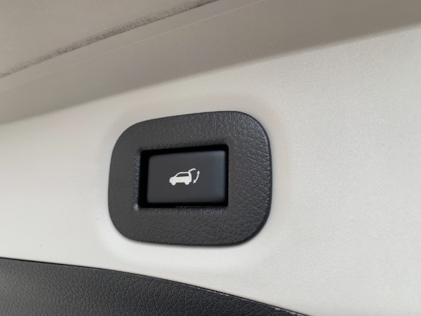 Used-2018-Nissan-Rogue-SV-Midnight