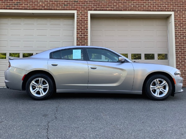 Used-2015-Dodge-Charger-SE