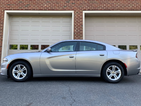 Used-2015-Dodge-Charger-SE