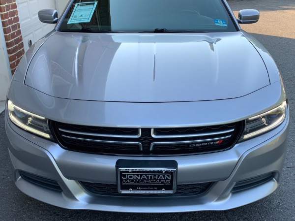 Used-2015-Dodge-Charger-SE