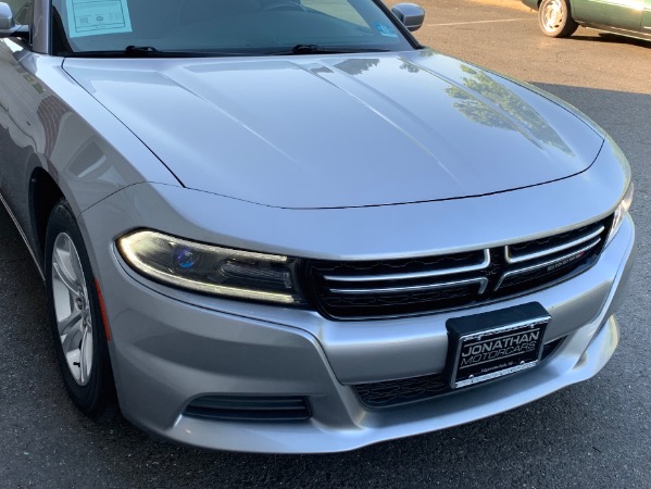 Used-2015-Dodge-Charger-SE