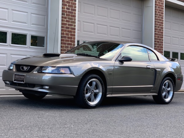 Used-2002-Ford-Mustang-GT-Deluxe