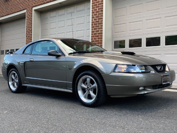 Used-2002-Ford-Mustang-GT-Deluxe