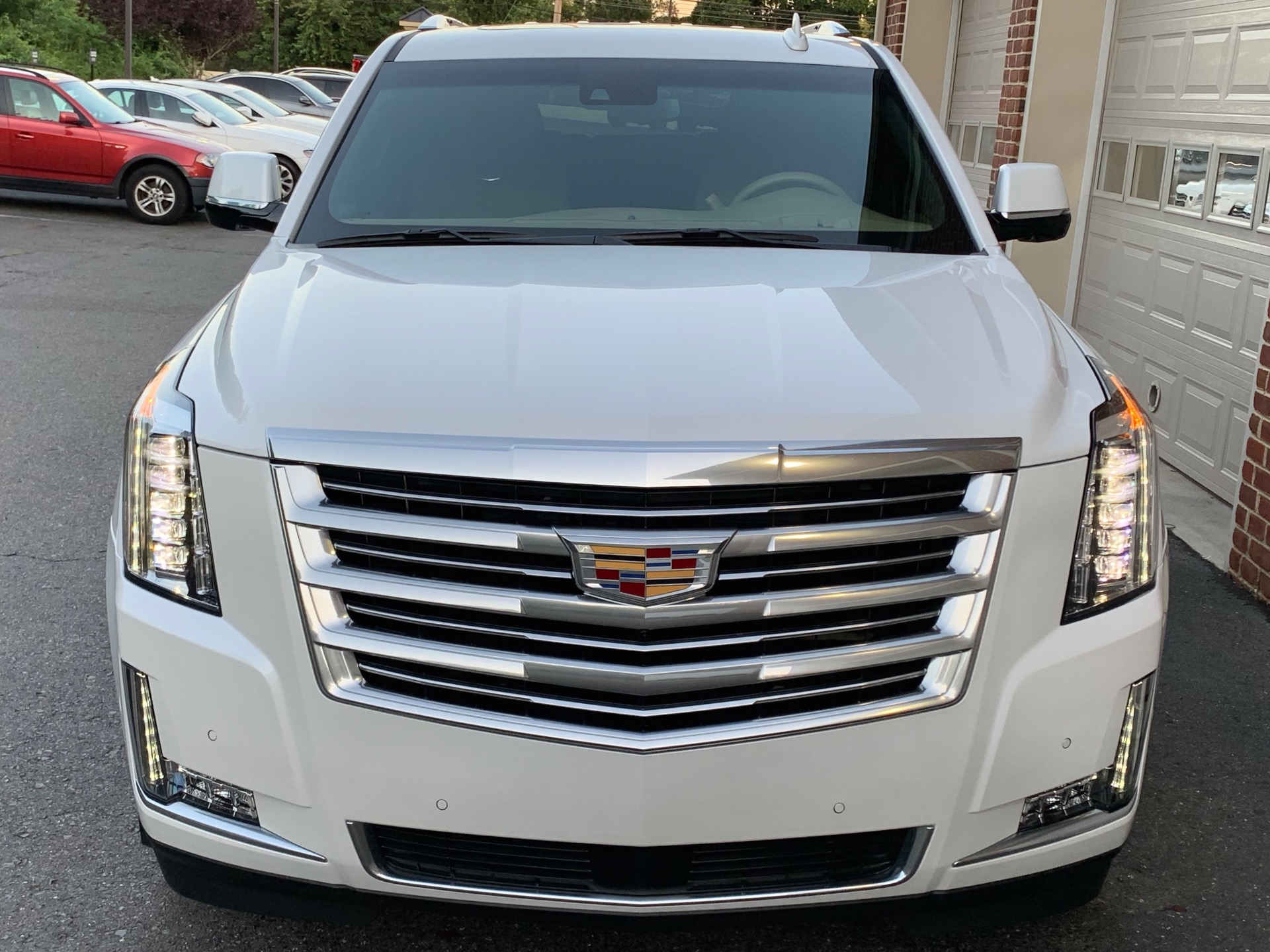 Used-2018-Cadillac-Escalade-Platinum