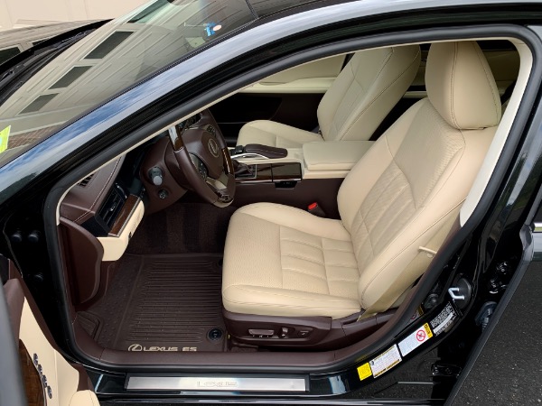 Used-2016-Lexus-ES-350-Luxury