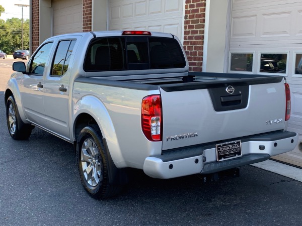 Used-2020-Nissan-Frontier-SV